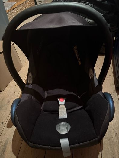 Maxi-Cosi car seat