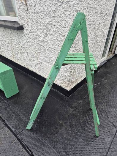 Vintage folding 4 step  painted solid wooden ladder