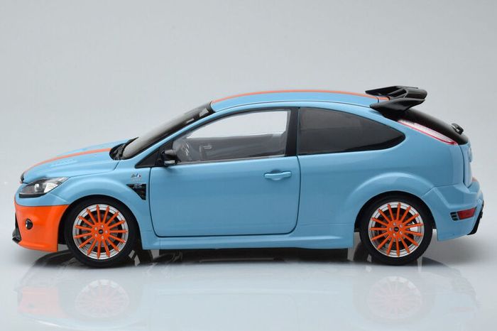 Ford Focus RS mk2 Le Mans Edition 2010 New in Box 1/18