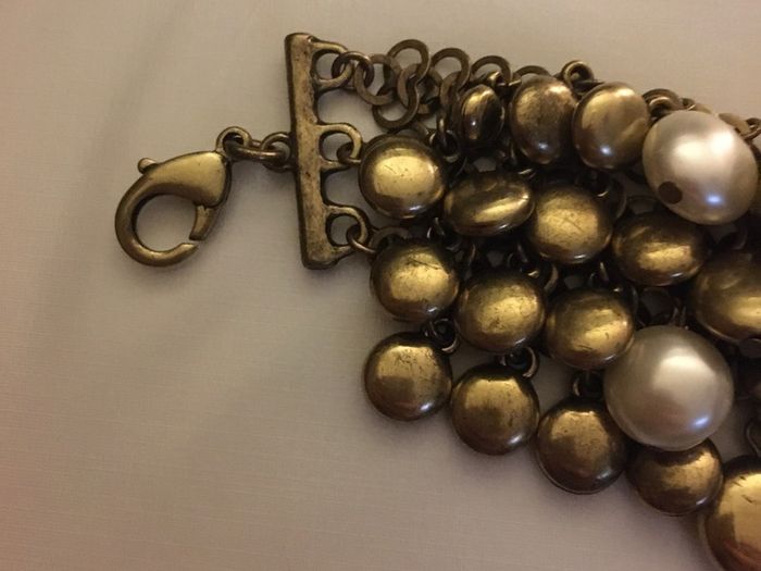 Knight and Day bracelet in very good condition FREE STANDARD POSTAGE INCLUDED