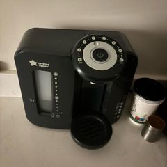 Baby bottle machine