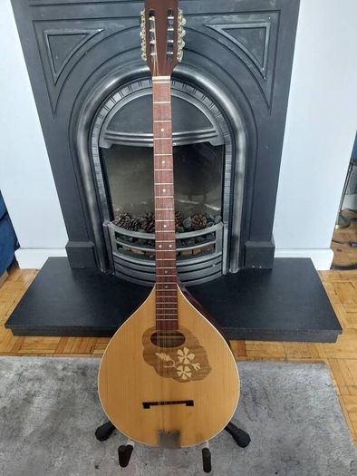 Bouzouki