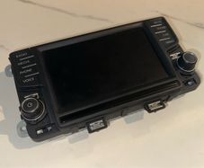 Volkswagen touchscreen display unit