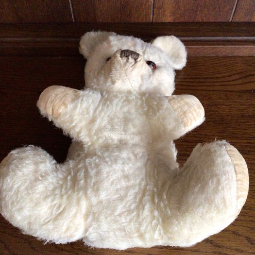 1950s/ 1960s Well loved Straw filled Glass eyed Collectors bear