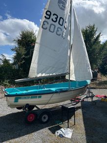 OSM 13ft 5in 404 fibreglass clinker boat