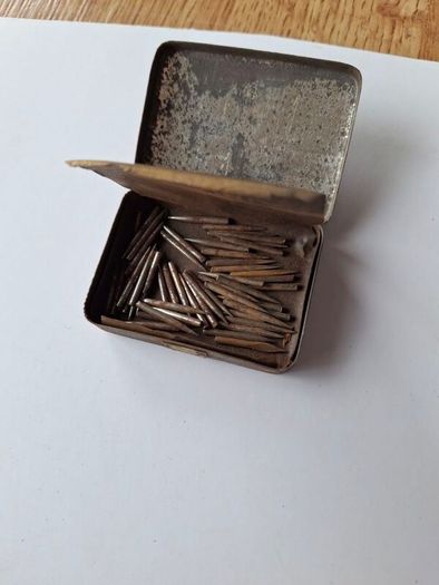Vintage Gramophone Needles  Well Over A Hundred