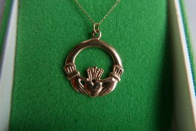 Vintage 9ct Gold 375 Claddagh Pendant on 19-Inch Chain