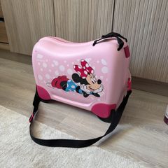 Samsonite kids suitcases