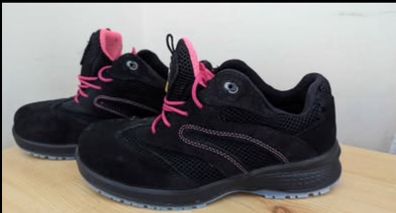 Antistatic, oil resistant, antislipping. GIASCO work shoes, size 6uk (39 UE). Made in Italy. Brand new, never used.