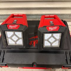 milwaukee m12 light