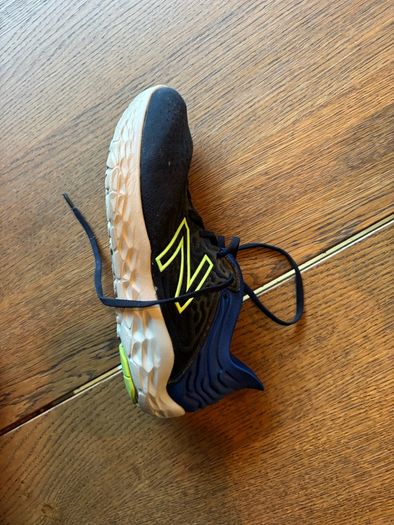 New Balance 44, 9.5