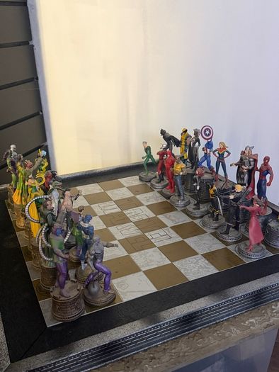 Eaglemoss Marvel Chess Collection