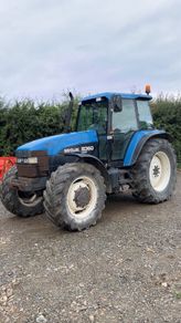 New Holland 8360