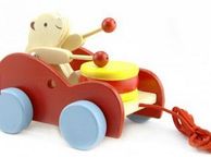 main image for ad Pull Along Drum Beating Bear