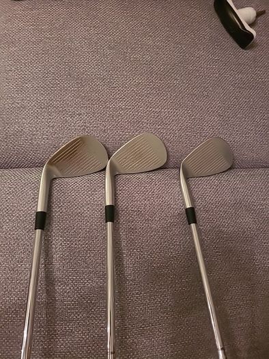 Mizuno wedges and Taylormade drivers