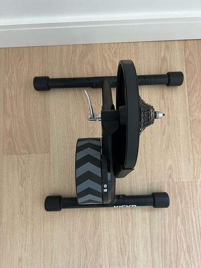 Wahoo Kickr Core (Smart bike trainer)