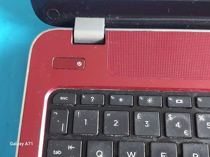HP Pavillion, Red, AMD A4-5000 APU wiyj Radeo HD Graphics, 1.5GHz,  4GB Ram, 700GB HDD, Windows 10, Microsoft Edge, Chrome