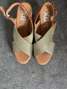 Women's Gold Sandals