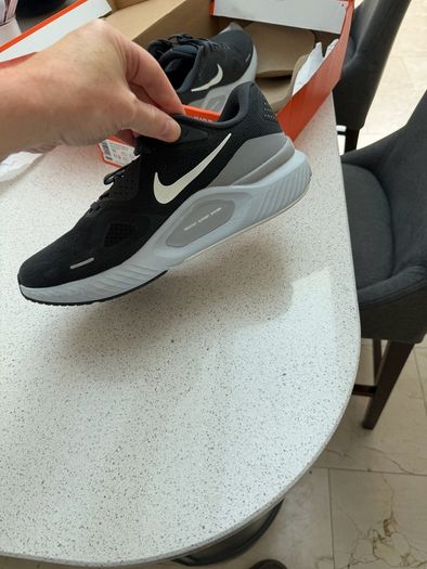 Nike - structure 26