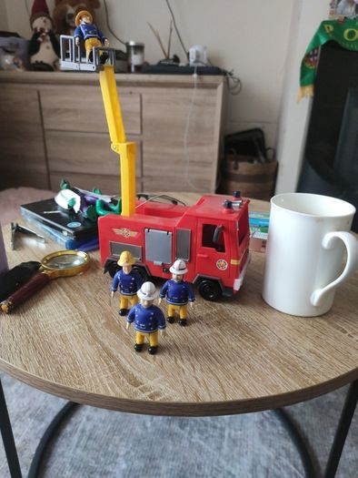 Fireman Sam Jupiter Fire Engine with Fireman Sam Action Figure vintage