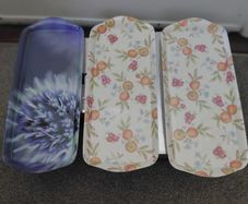 trays