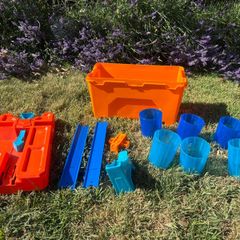 Hot Wheels Track Builder Barrel Box
