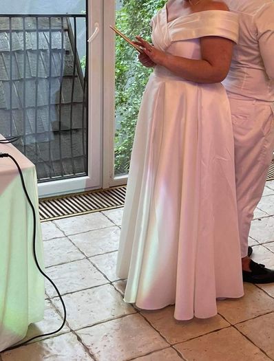 wedding dress