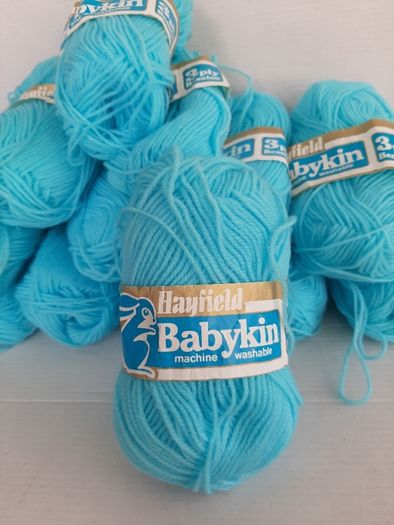 New Patons wool knitting crochet crafts