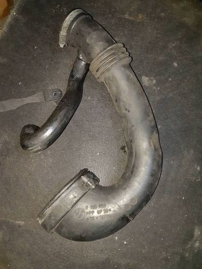 BMW 5 Series E39 2000-2003 530D - inlet intake pipe 7786002