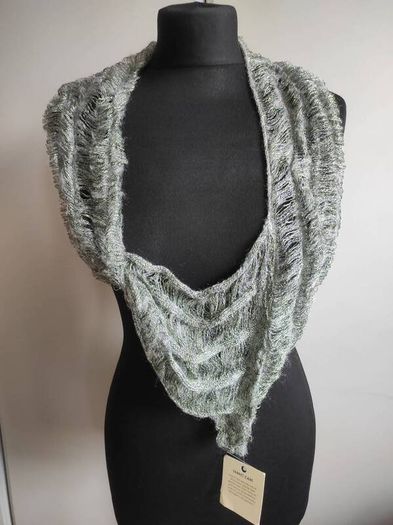 Deirdre Fitzgerald snood scarf