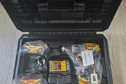 DeWalt DCD796 18V XR Brushless Combi Drill Kit