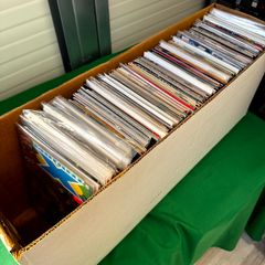 Marvel Long Comic Box w 330 comics for Sale
