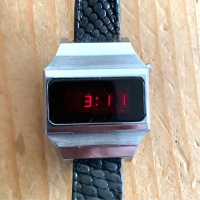 Rare Vintage Ladies Timex SSQ Led watch