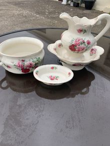 full bathroom set