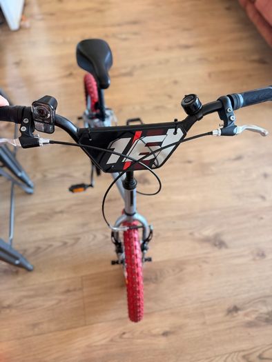 Kids bike