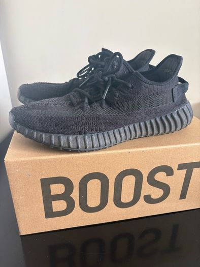 Onyx Yeezys