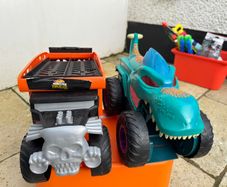 Hotwheels Truck carriers