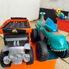 Hotwheels Truck carriers