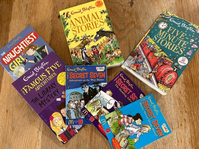 Enid Blyton Books x7 - Famous Five, Secret Seven, Naughtiest Girl & Stories (Ages 6-10)