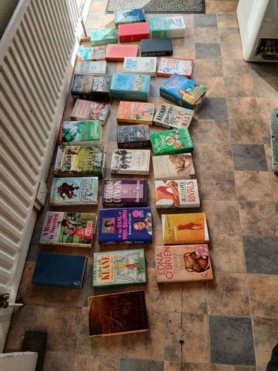 books clearence