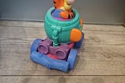 Disney "Twistin' Tail" Tigger Push &amp; Go Car Works Approx 7"
