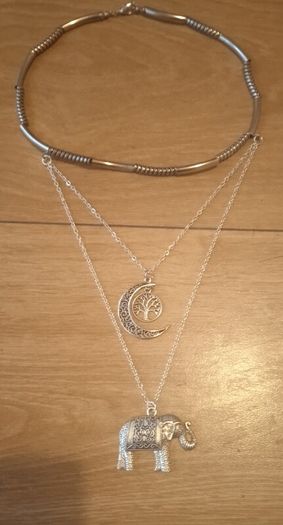 Statement 3 chain pendant