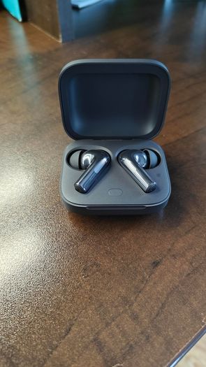 OnePlus Buds 3 Premium Wireless Earbuds | ANC, 3D Audio, Long Battery (Used twice)