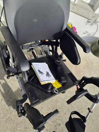 Icon 125 Adjustable Wheelchair