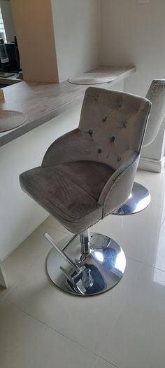Breakfast Bar Stools
