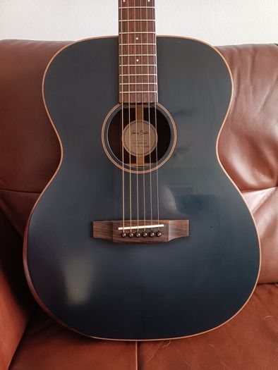 Harley Benton CLO-70ASR w/case