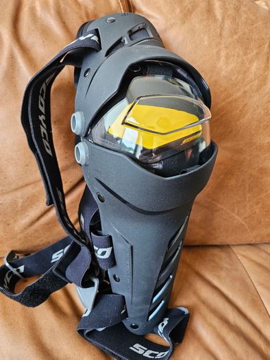 Motorcycle Kneepad SCOYCO K17