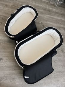 Twin Baby Carrycot Set Black & White Excellent Condition