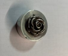 1978 London solid silver pill box