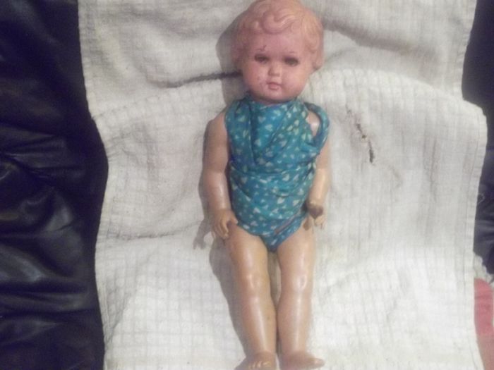 a vintage baby doll.hard plastic